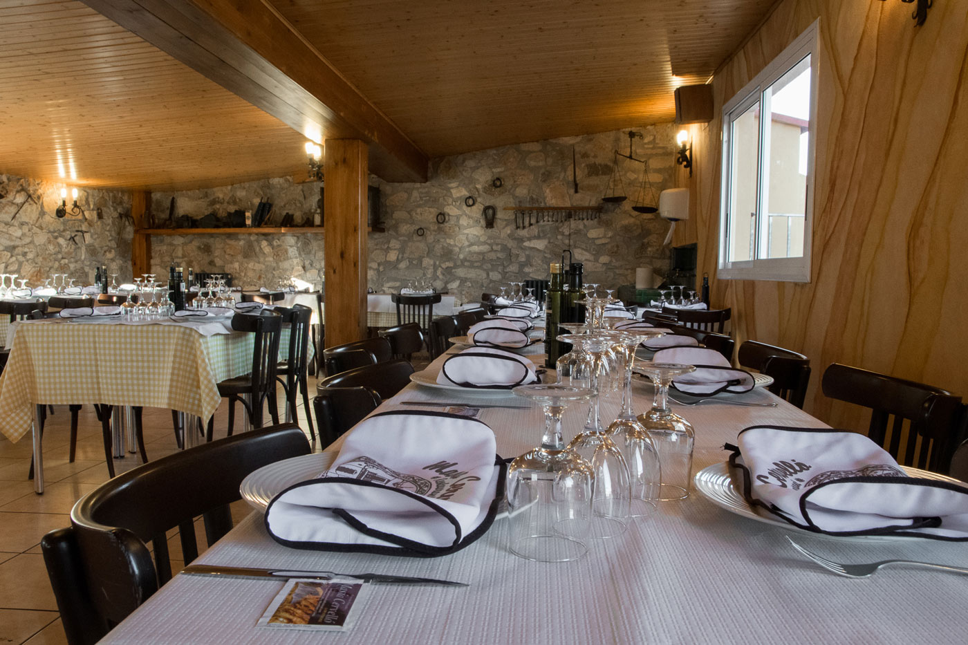 Calçotadas para grupos en Restaurant Masía Cervelló